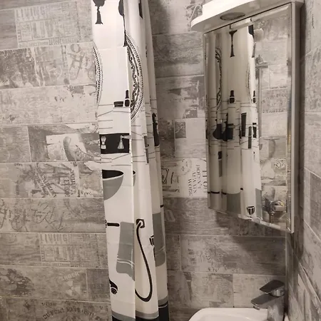 Beauty Studio Center Apartment